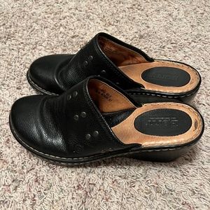 Born Black Leather Studded Heeled Mule Wedge Clogs Slip On Size 9MW/40.5